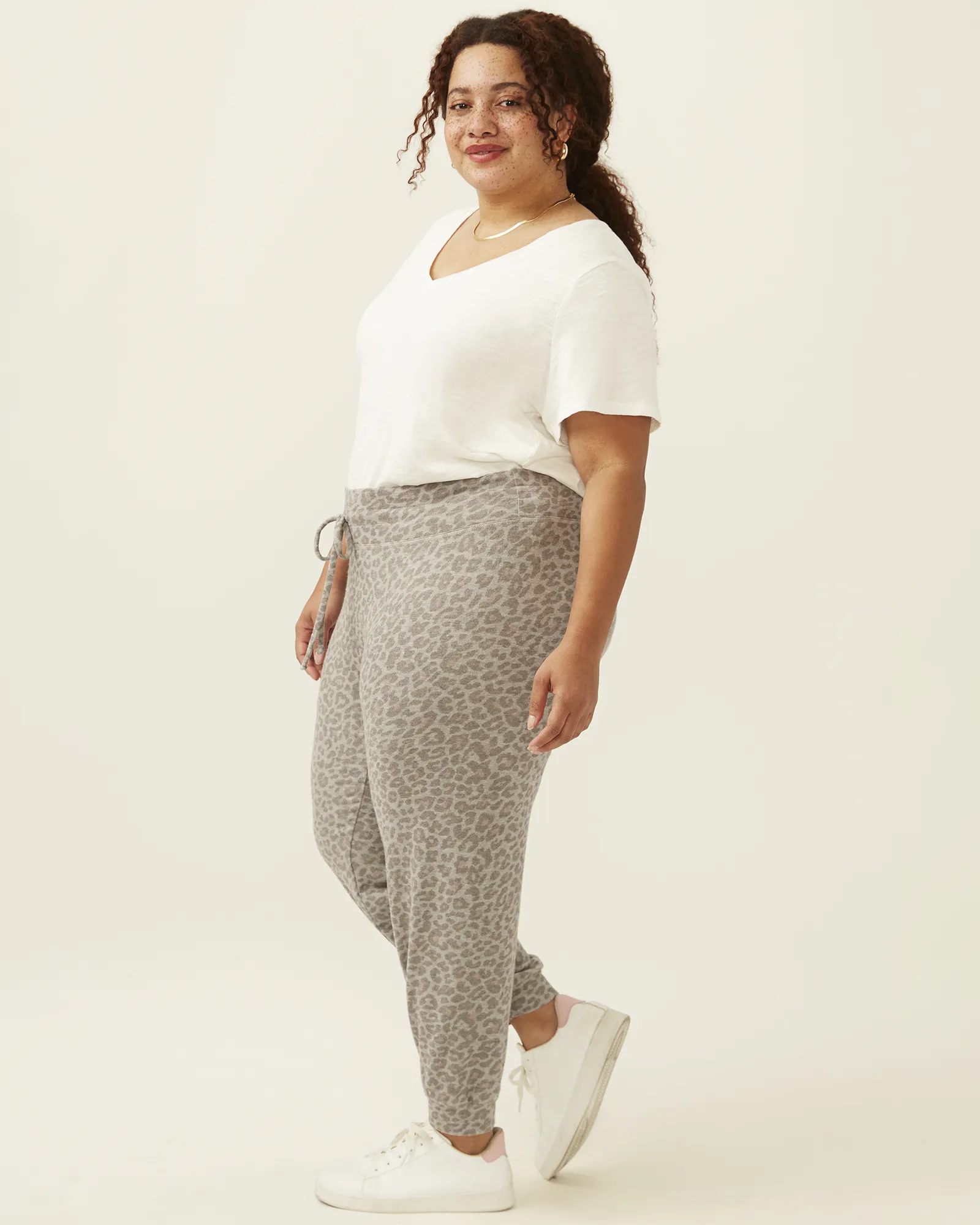 Ava Leopard Print Jogger | Brown / Black