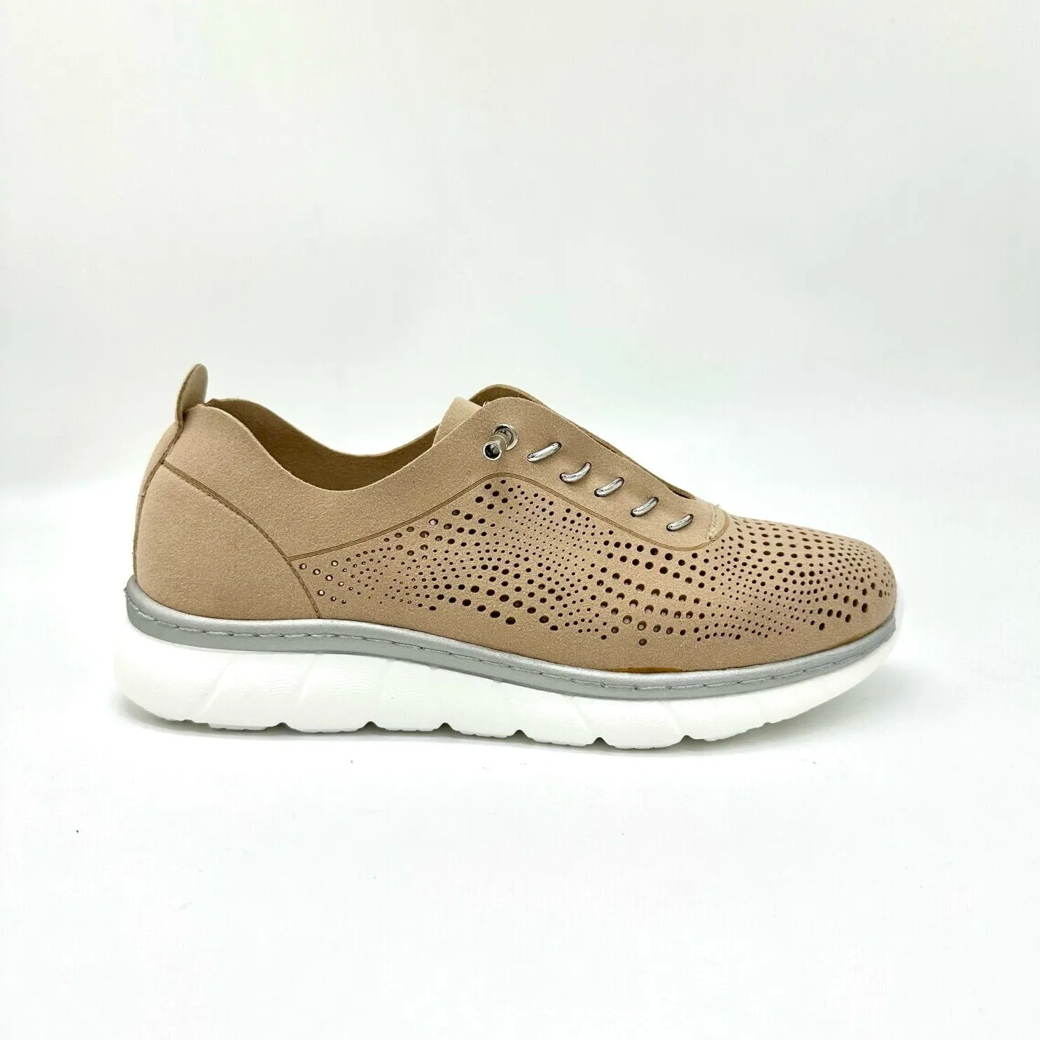BONAVI 12W9-15 Sneakers/Shoes