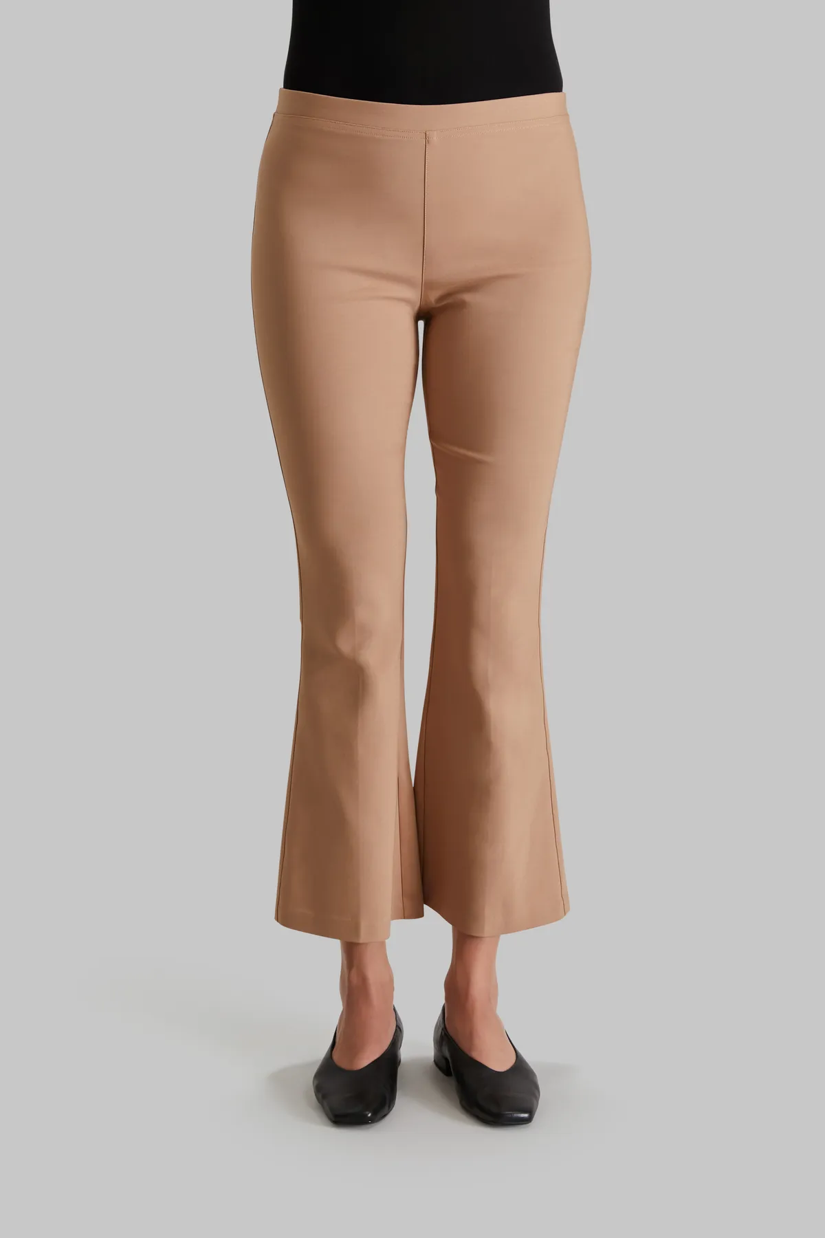 Ella Crop Flare