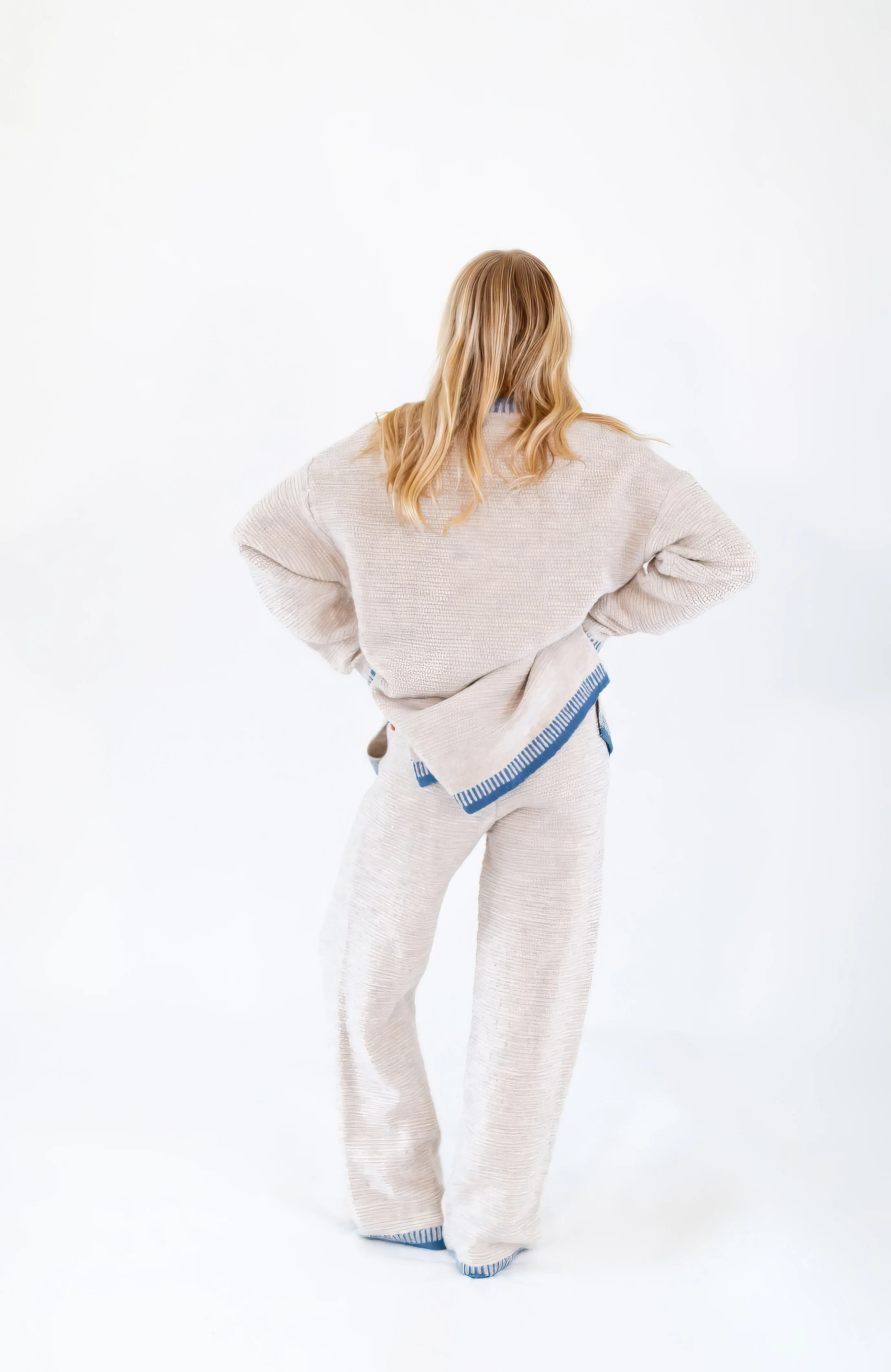 Julia Stitched Lounge Set