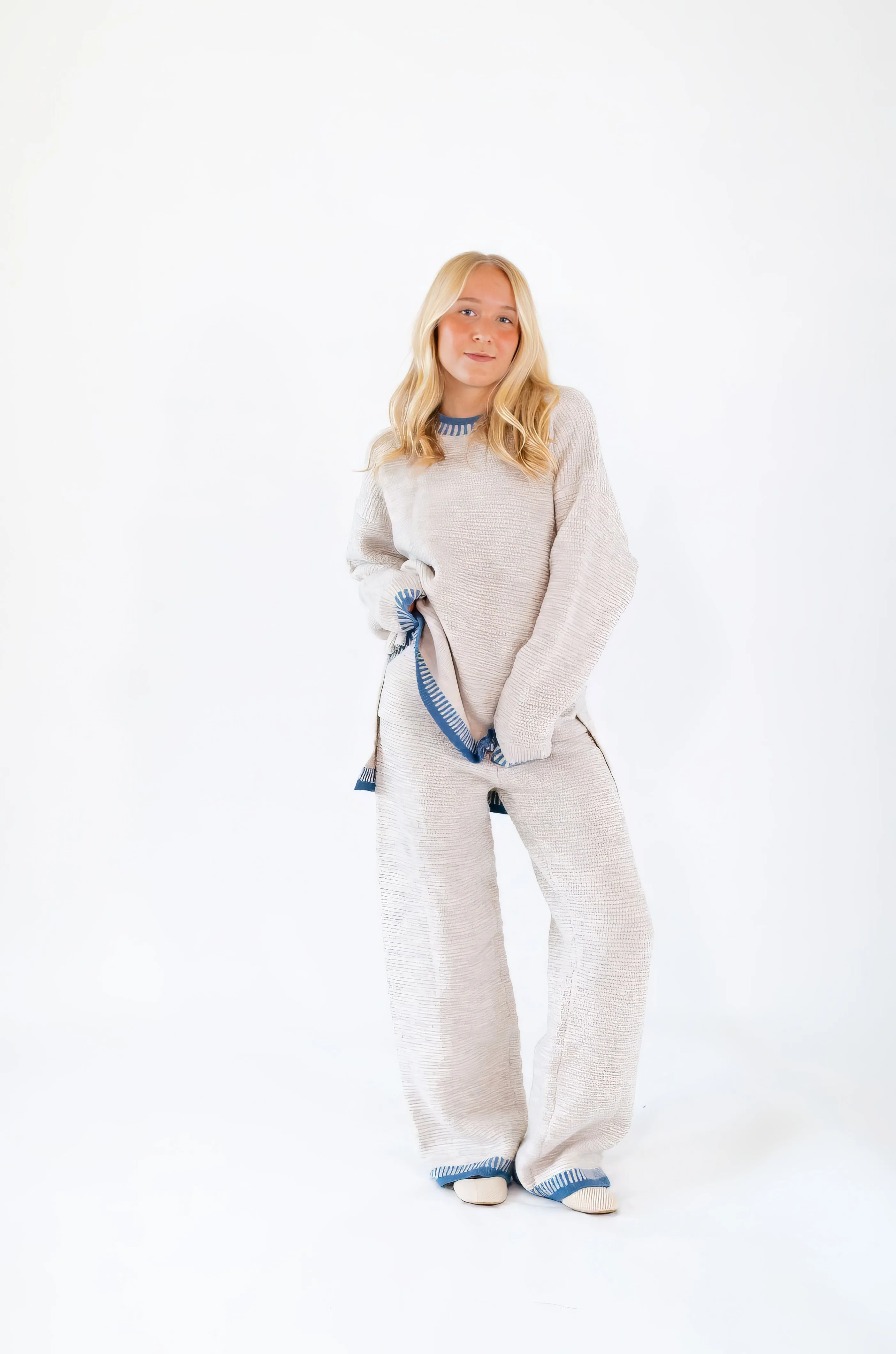 Julia Stitched Lounge Set