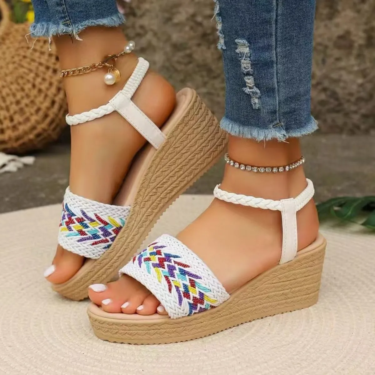 Lightweight supportive and orthopedic Sandals