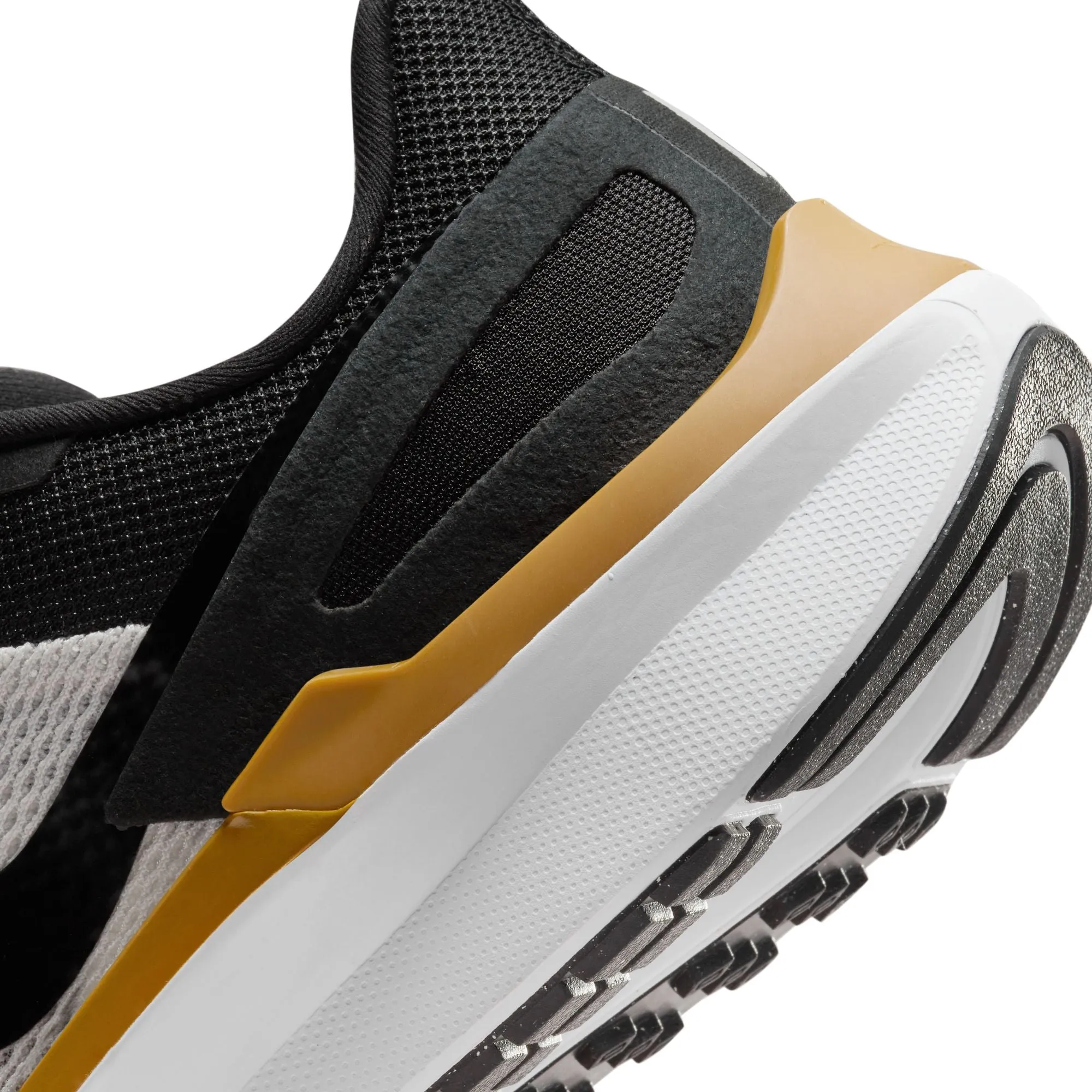 Nike Men's Structure 25