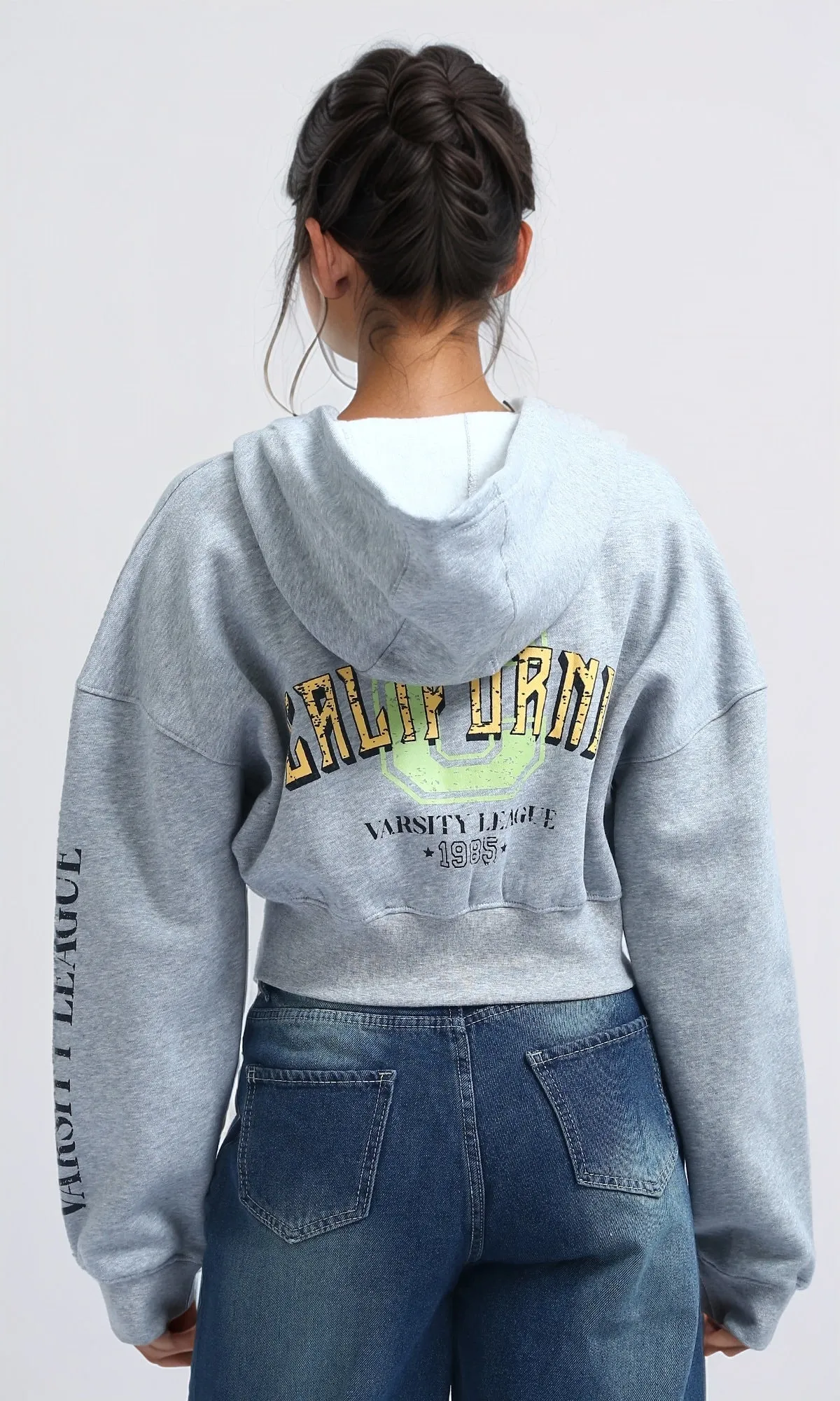 O200149 Heather Grey Long Sleeves Regular Fit Zipped Hoodie