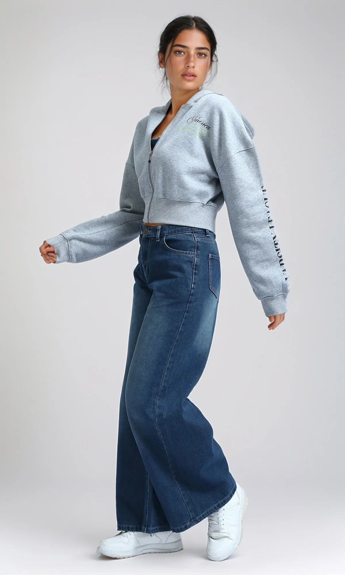 O200149 Heather Grey Long Sleeves Regular Fit Zipped Hoodie