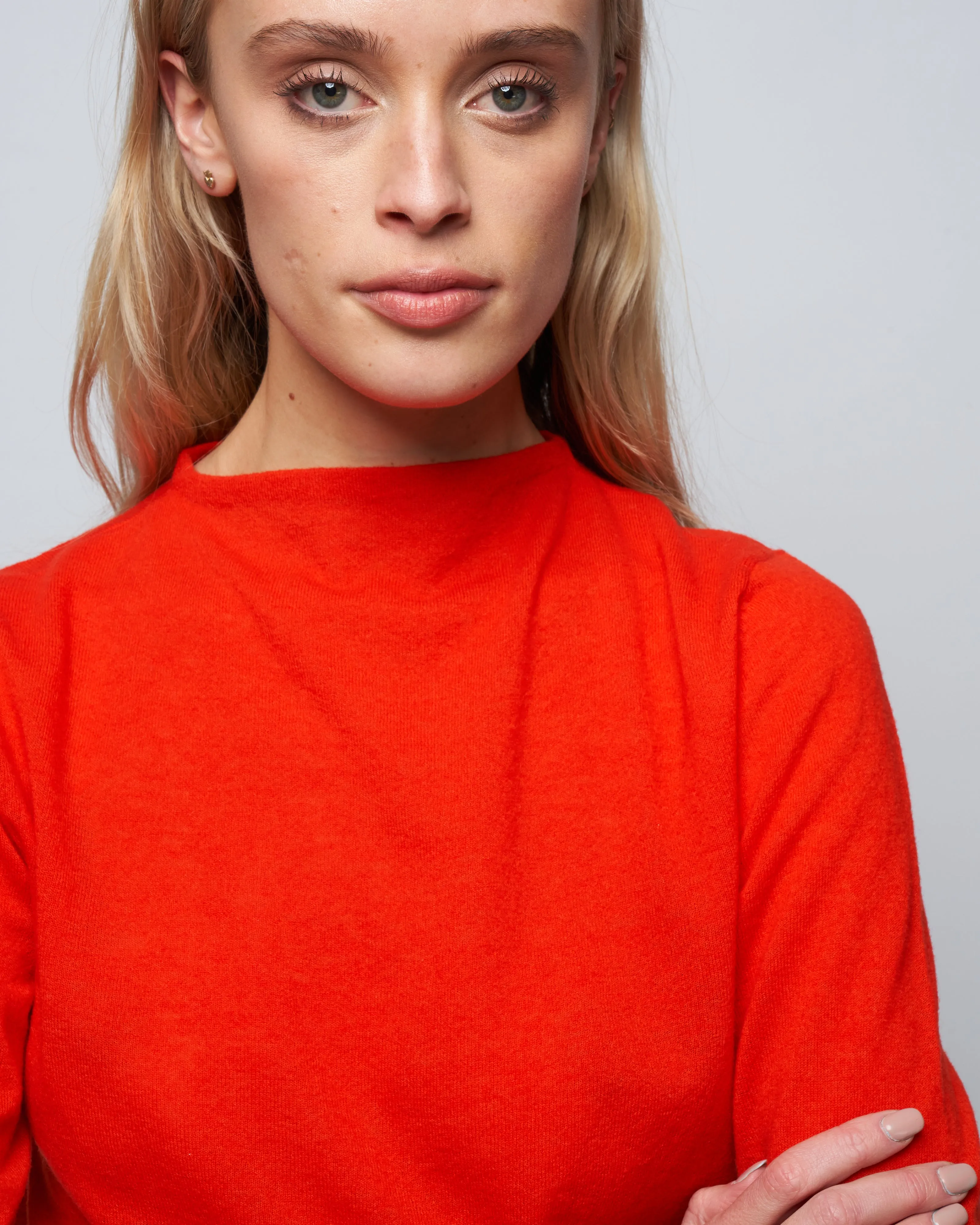 skinlike mercerized wool soft sheer pullover - red